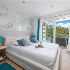 Luxury 5 Bedroom Beachfront Villa near Dubrovnik, Sleeps 11-12